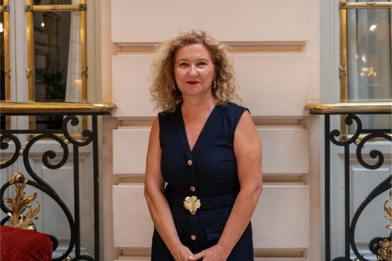 Juana Molina asume la presidencia de Icoval