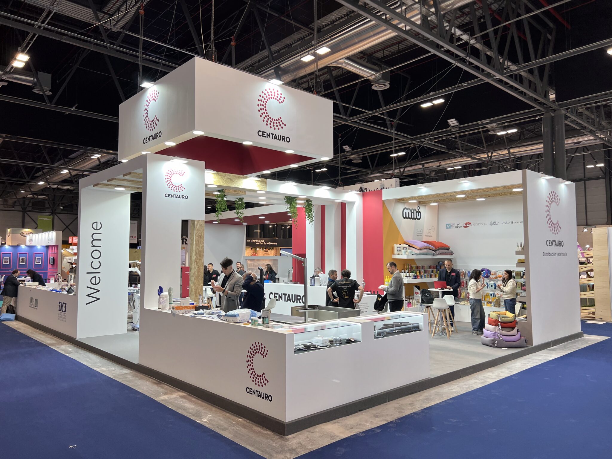Stand de Centauro en propet 2025