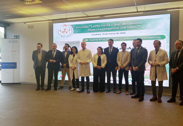 Sanitarios y veterinarios se reúnen en Córdoba para hablar de leishmaniosis e instan a reforzar la prevención frente a la enfermedad