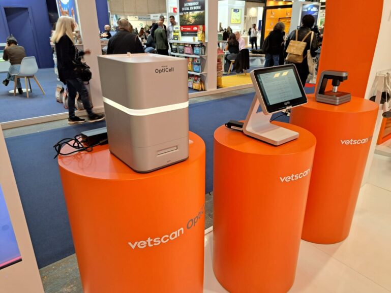 Vetscan OptiCell de Zoetis combina inteligencia artificial con tecnología de enfoque viscoelástico, algo inédito en el sector