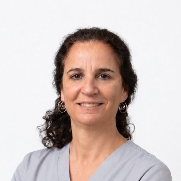 Antonia Pons Herrera, veterinaria experta en anestesia y rehabilitación veterinaria.