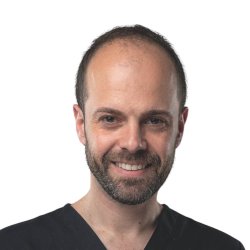 Isaac Carrasco, veterinario especializado en dermatología.