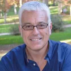 José Hilario Martín, consultor en gestión de clínicas veterinarias