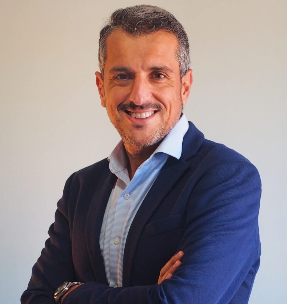 Retrato de Miguel Ángel García Fernández, veterinario y director de desarrollo de VetPartners.