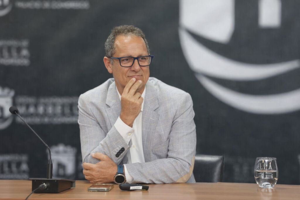 José Gutiérrez Palomino, presidente de Lexvet, en una conferencia.