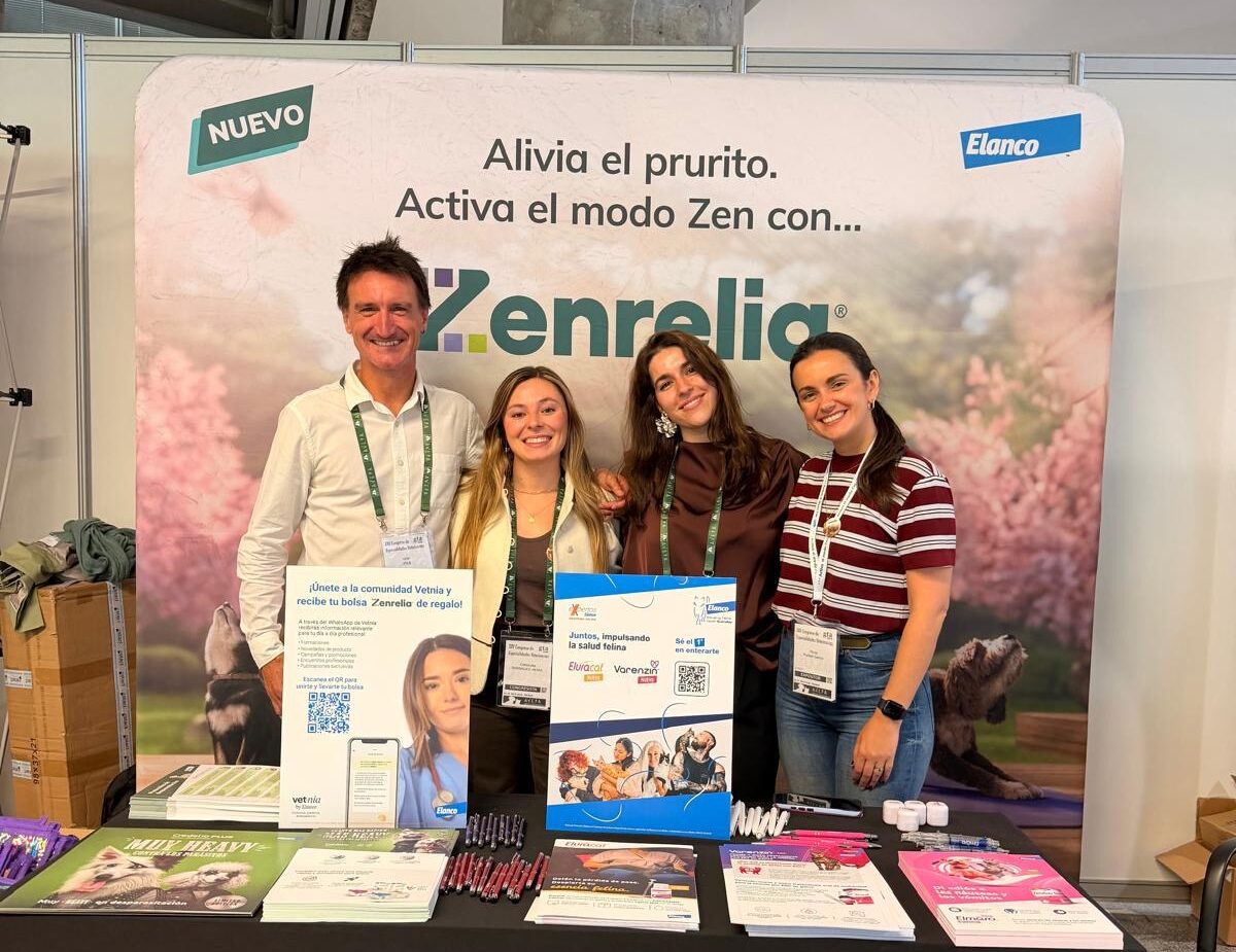 Equipo de Elanco en stand del GTA 2026