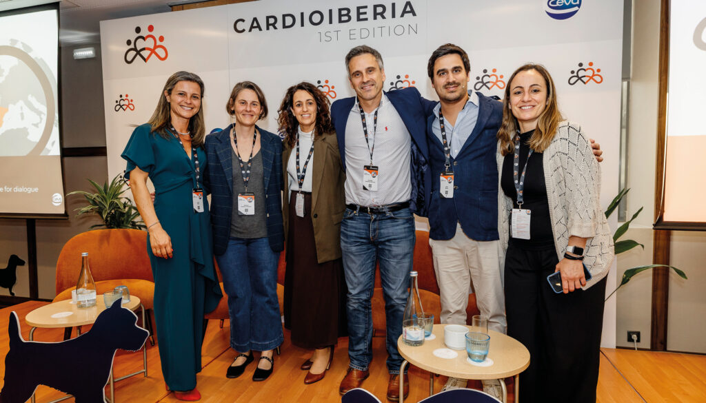 Grupo de personas en la primera edición de Cardioiberia de Ceva Salud Animal