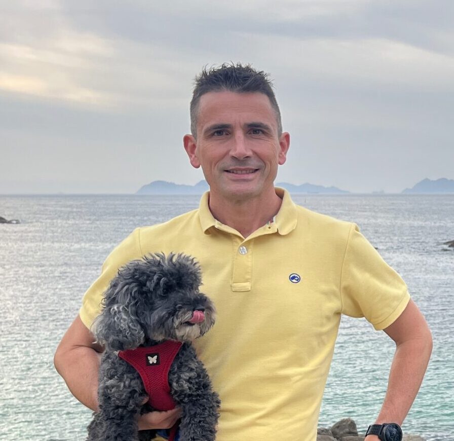 Marcos Fernández. Veterianario responsable del servicio de dermatología en AniCura Navia