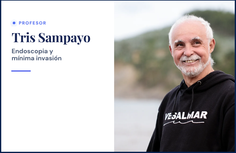 Profesor Tris Sampayo sonriendo en un entorno natural